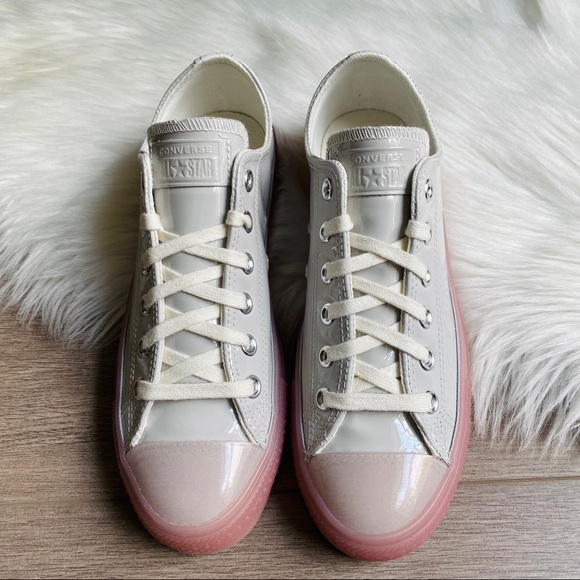 NWT Converse Ctas OX Women’s Shoes - Picture 4 of 9